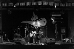 Ермен Анти, Бишкек, паб «Перцы». 22 февраля 2026 (фото: Дмитрий Мотинов)