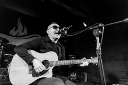 Ермен Анти, Бишкек, паб «Перцы». 22 февраля 2026 (фото: Дмитрий Мотинов)