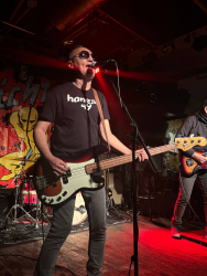 Адаптация, Берлин, клуб «Clash». 29 ноября 2025 (Фото: Роман Кульгускин)