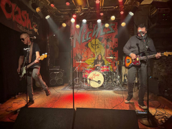 Адаптация, Берлин, клуб «Clash». 29 ноября 2025 (Фото: Роман Кульгускин)