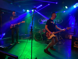 Адаптация, Прага, клуб «Vagon». 12 ноября 2025